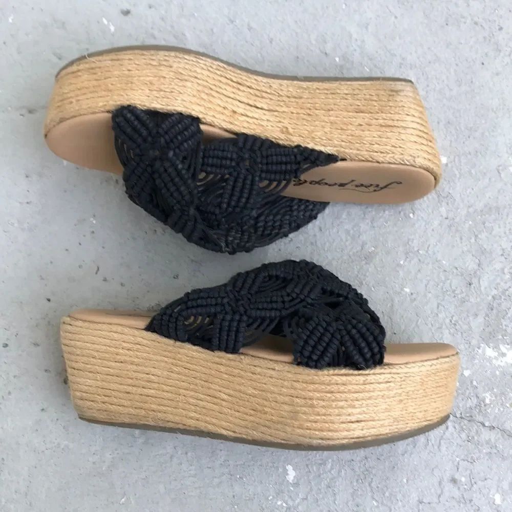 Free People platform slides